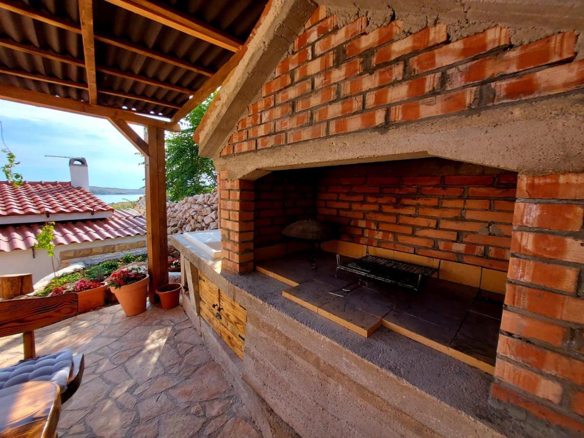 Holiday House Pag Zubovici Bagian luar foto