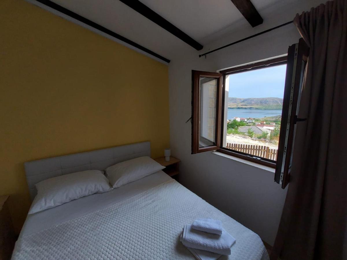 Holiday House Pag Zubovici Bagian luar foto